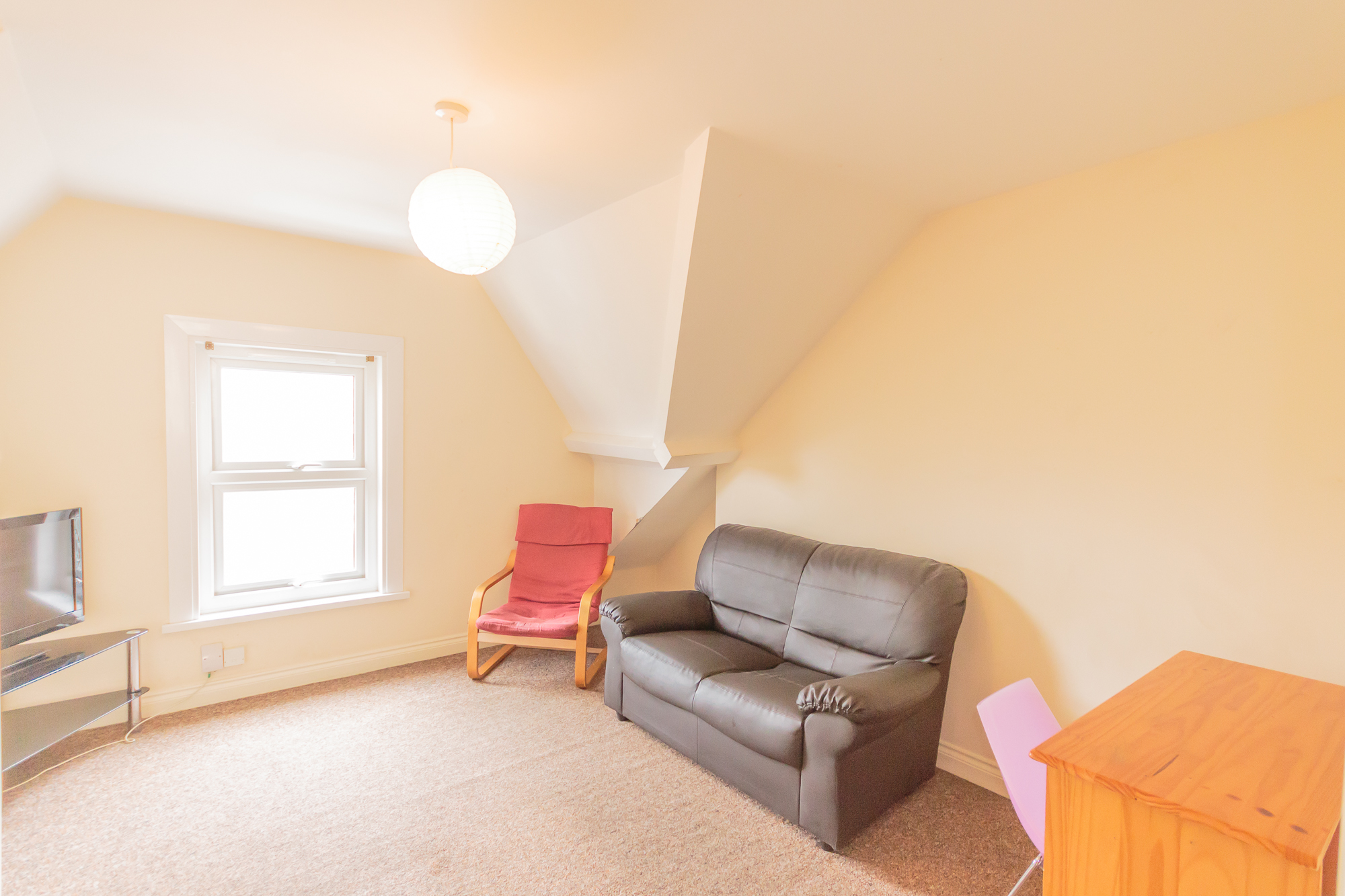 138 Alexandra road, PL2 1JY Image 3