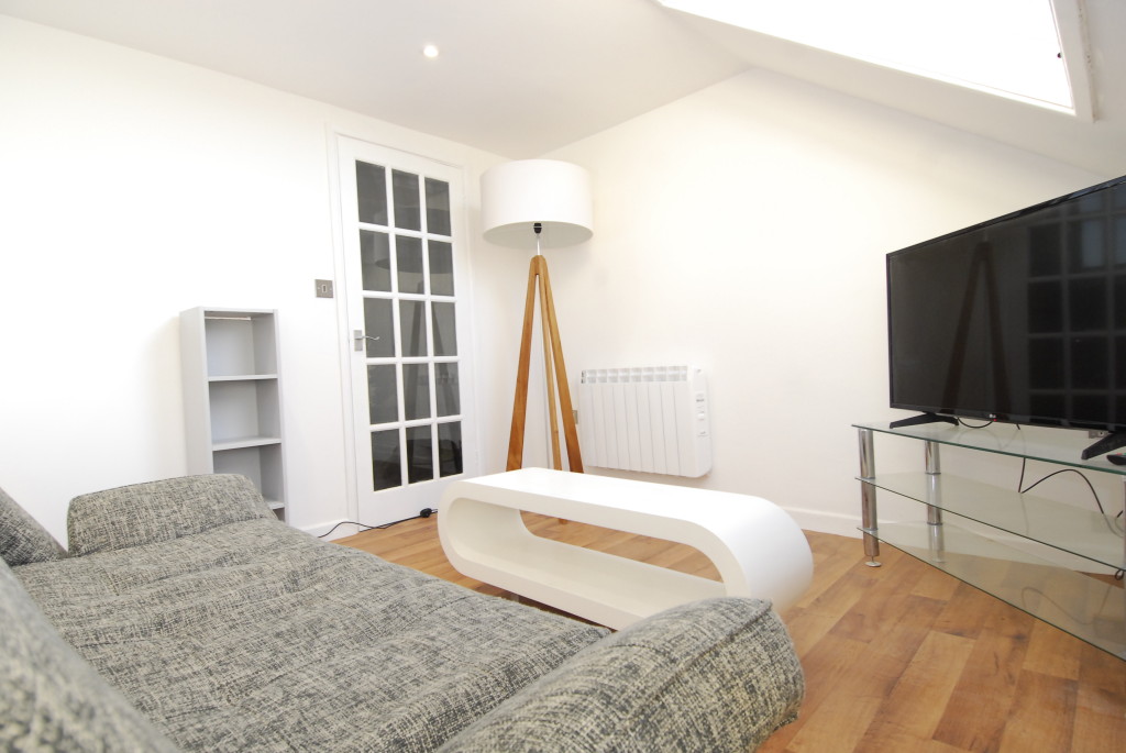 5 Radnor street, Flat C Image 3