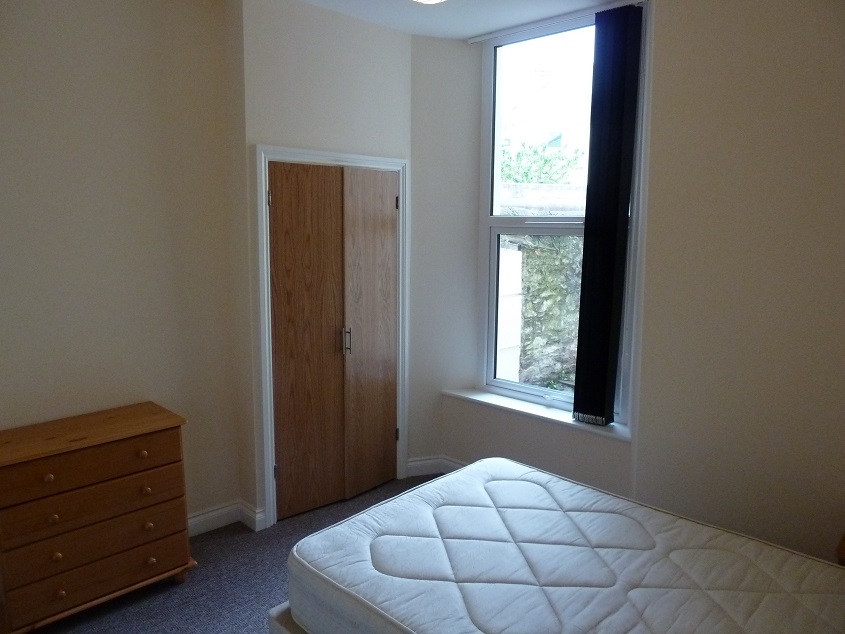 30 Ermington Terrace, Flat 1 Plymouth, PL4 6QG Image 2