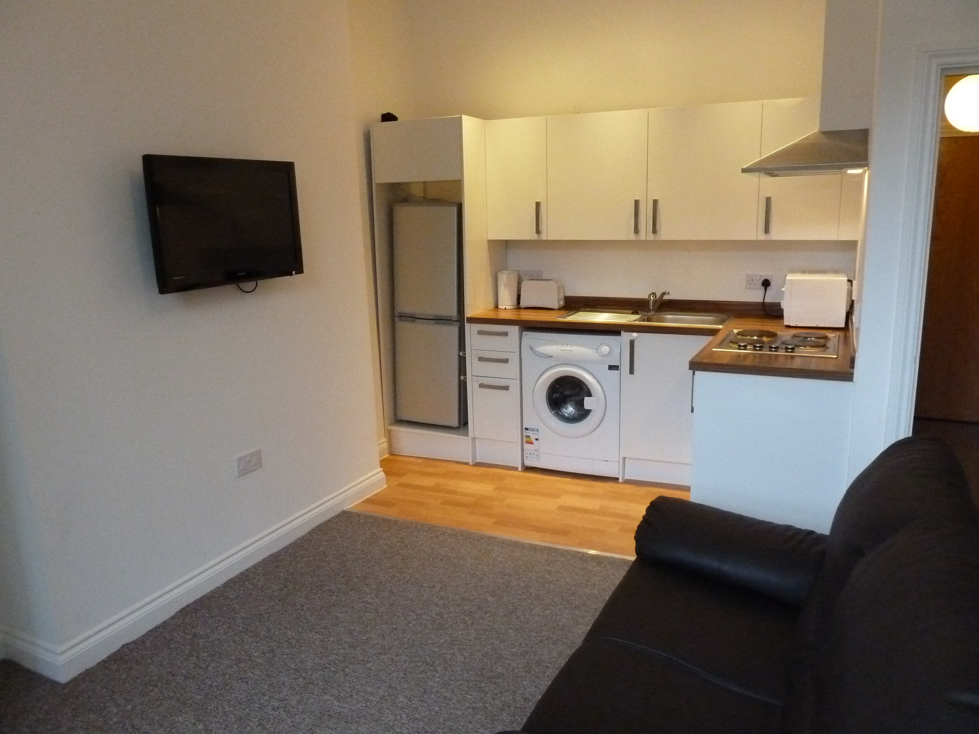 30 Ermington Terrace, Flat 1 Plymouth, PL4 6QG Image 3