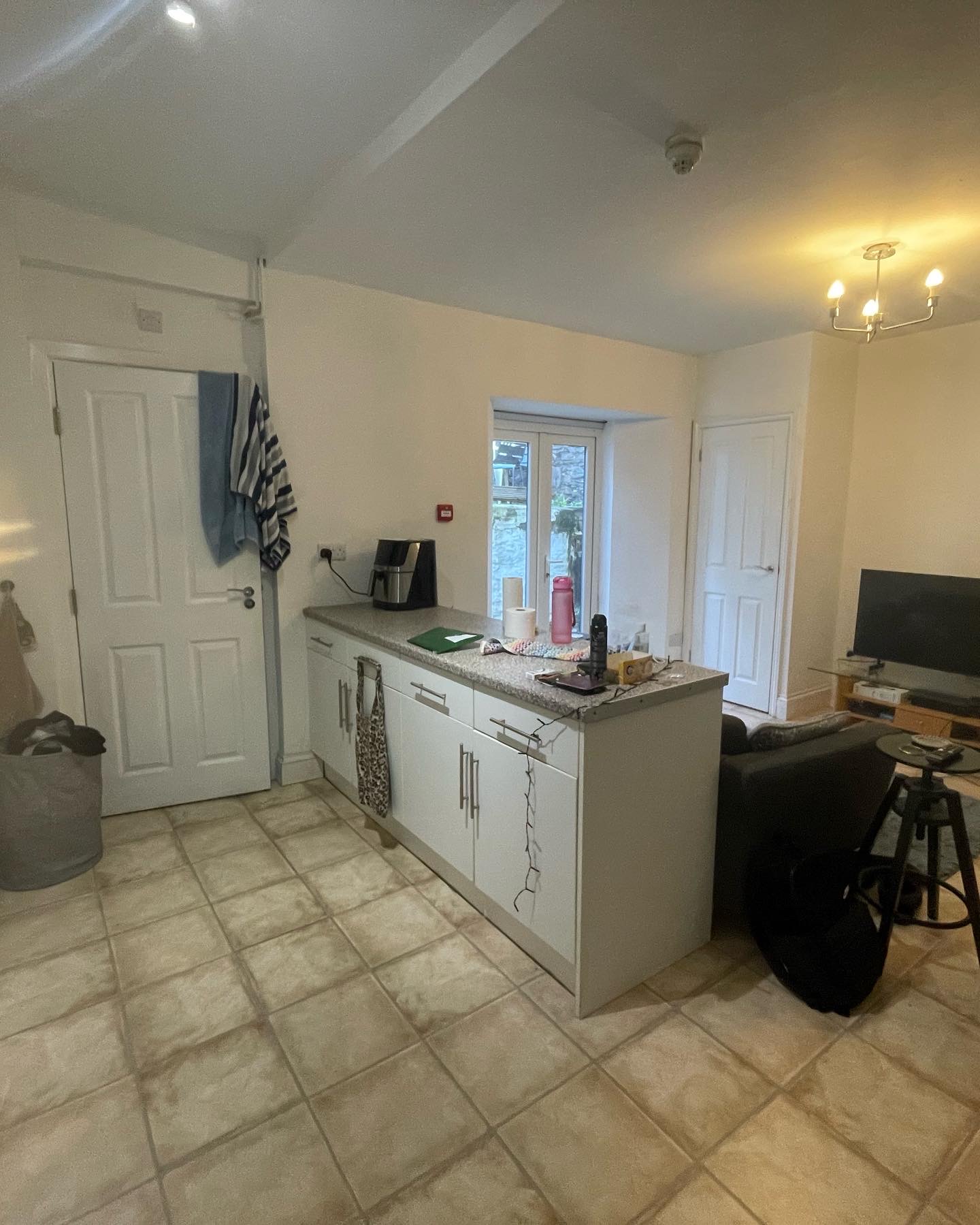 4 Napier Terrace, Basement Image 2