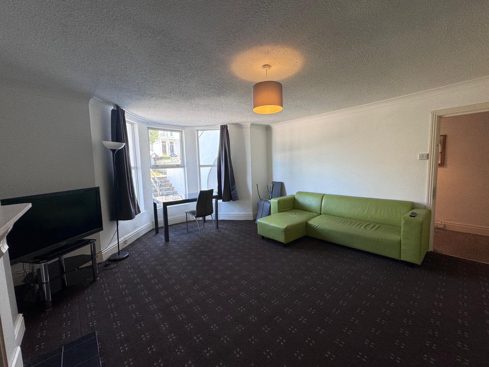 63A Alexandra Road Image 3