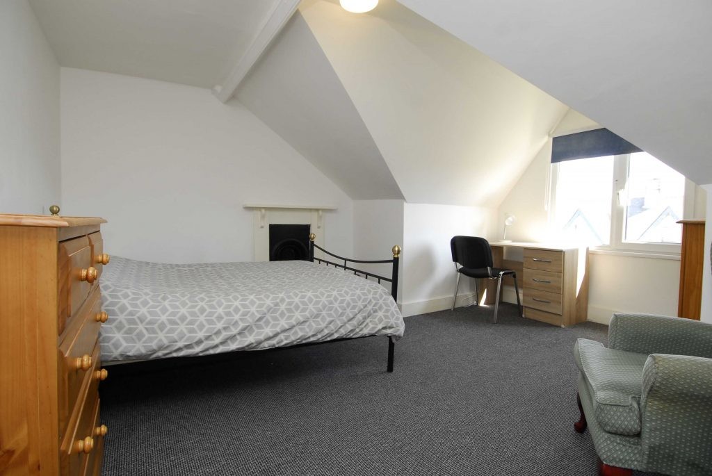 37 Beaumont, Plymouth, Devon, PL4 9BJ Image 4