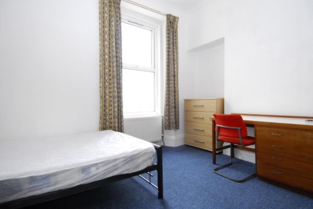 24 Ilbert Street Stonehouse, Plymouth, Devon, PL1 5AA Image 8