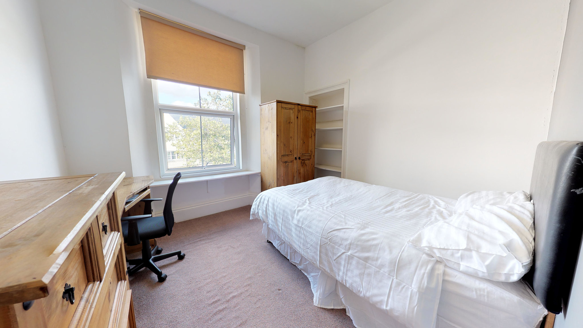 4B North Friary House, Plymouth, Devon, PL4 8QF Image 3