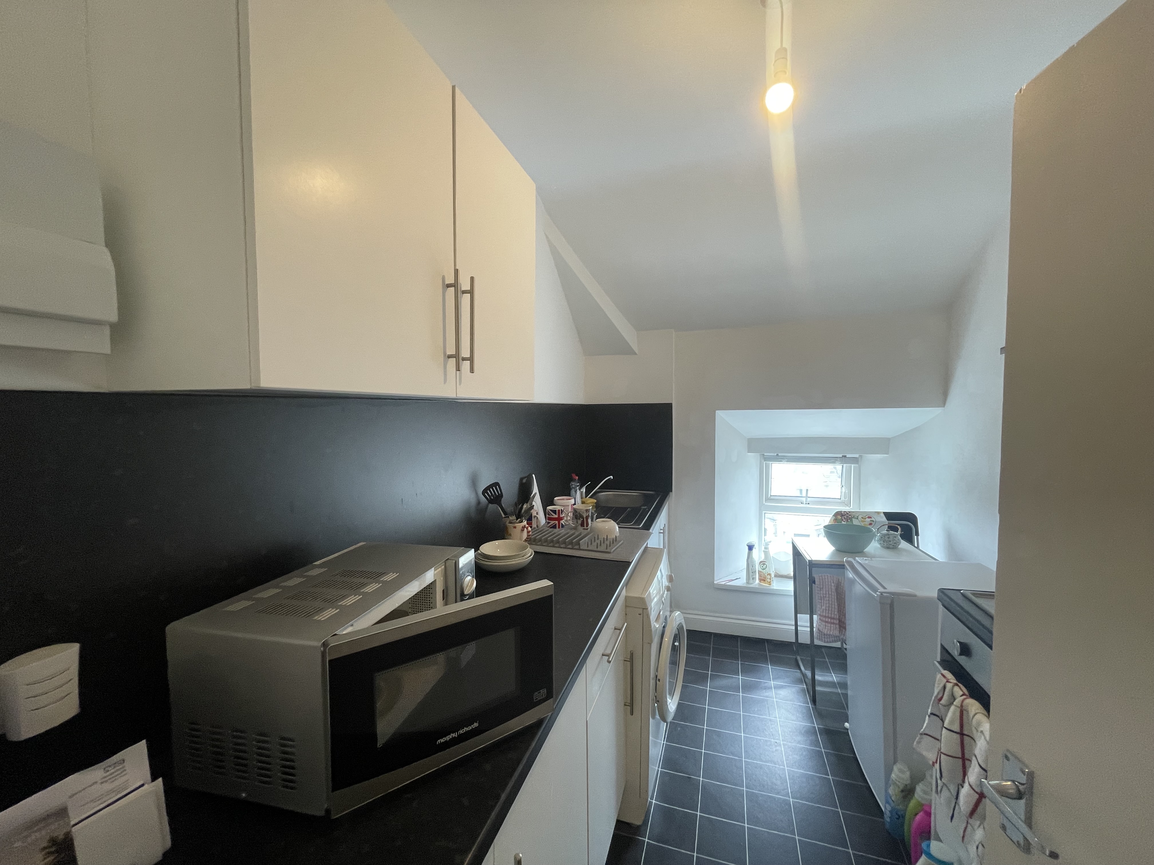 53 Connaught Avenue Flat 6 Image 3