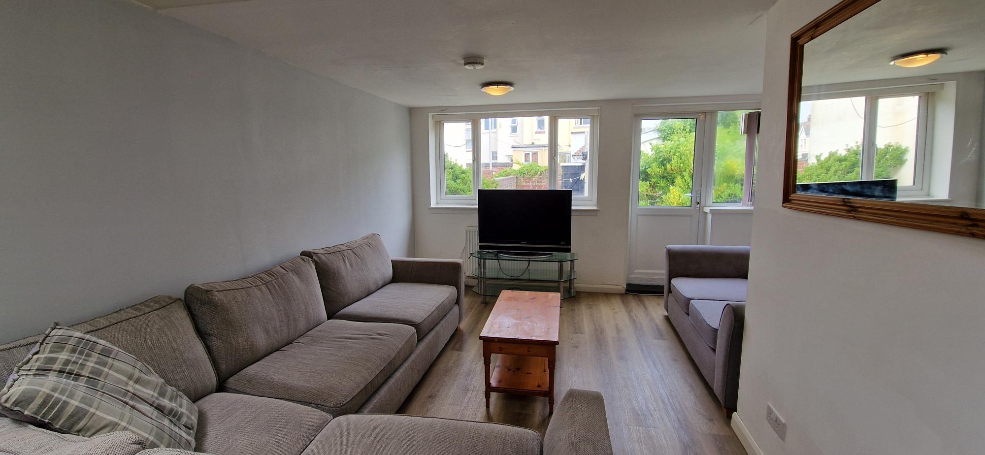 26 Winston Avenue, Plymouth, Devon, PL4 6AZ Image 12