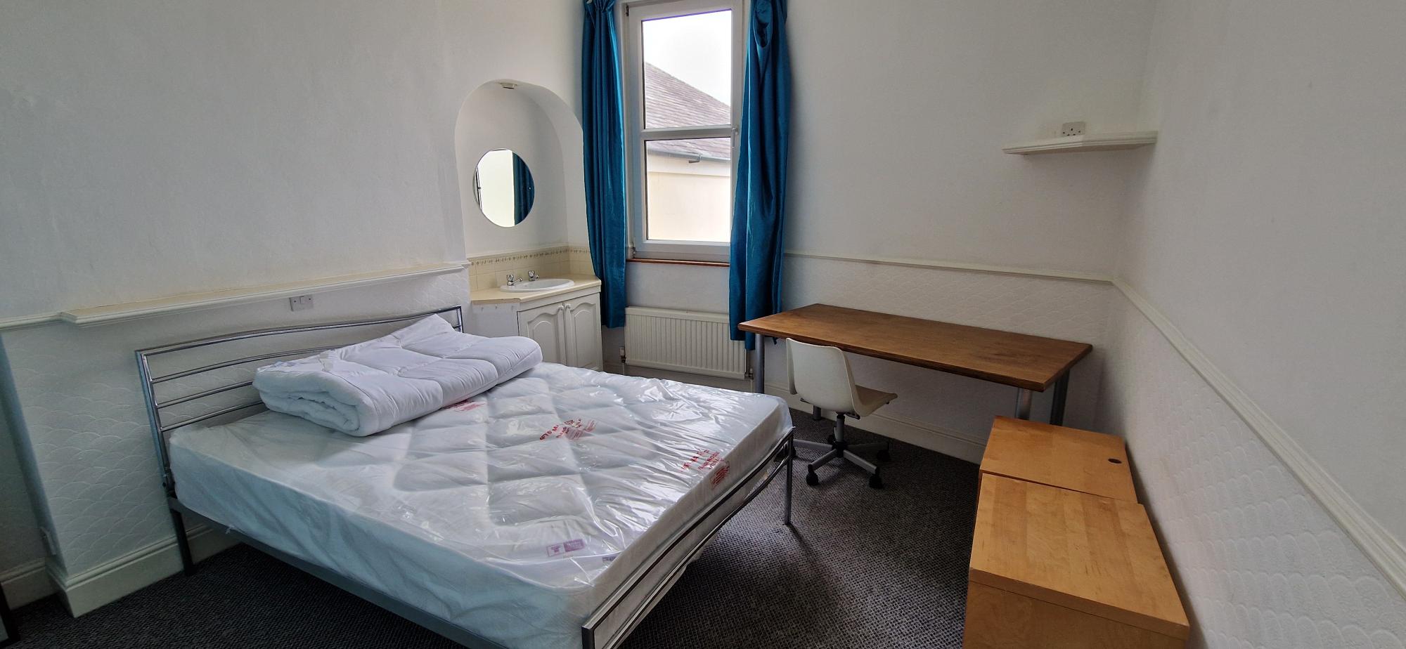 26 Winston Avenue, Plymouth, Devon, PL4 6AZ Image 16