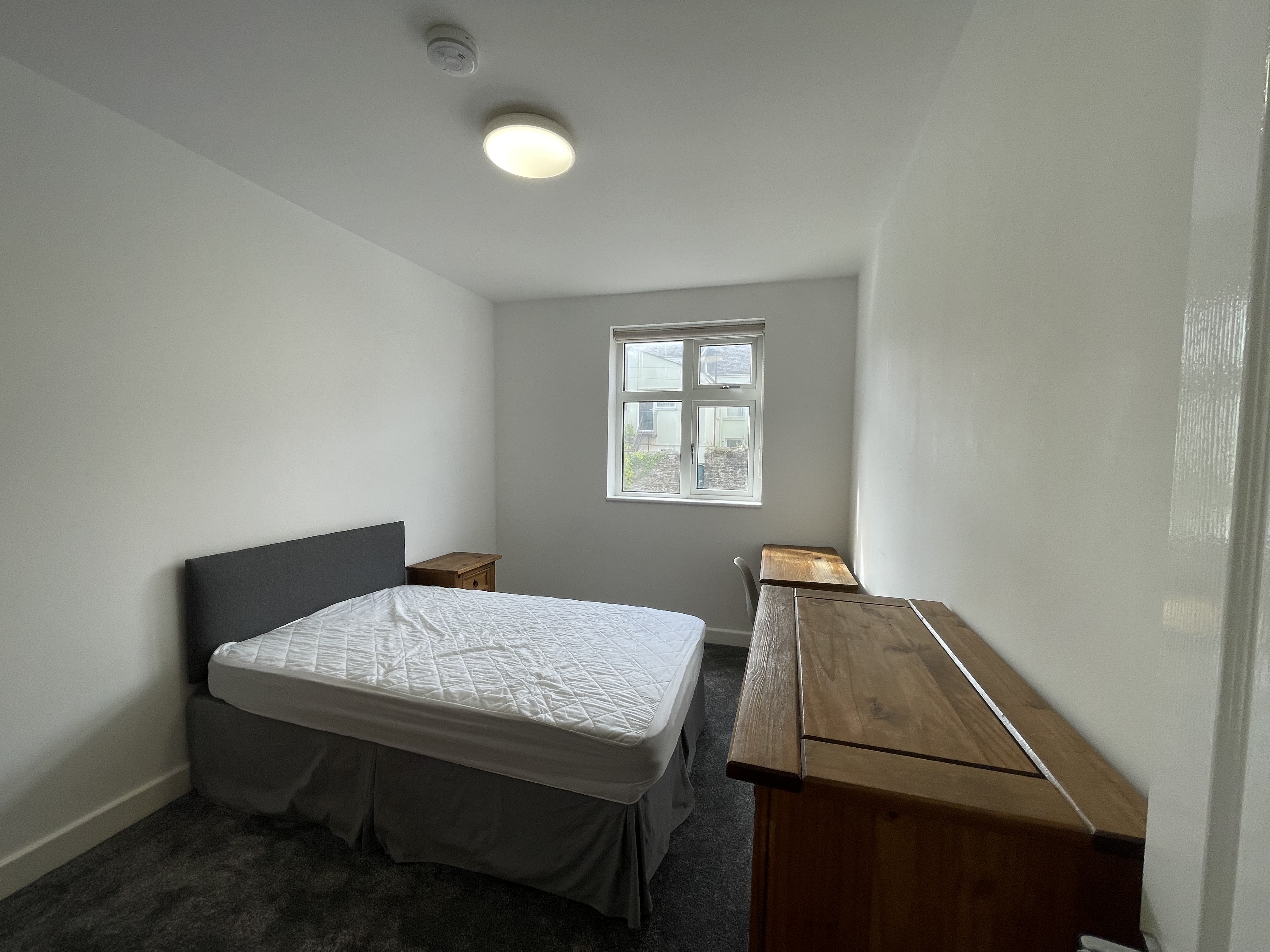 Flat 2 Whitefield House (Price per Room), Plymouth, Devon, PL4 8NH Image 4