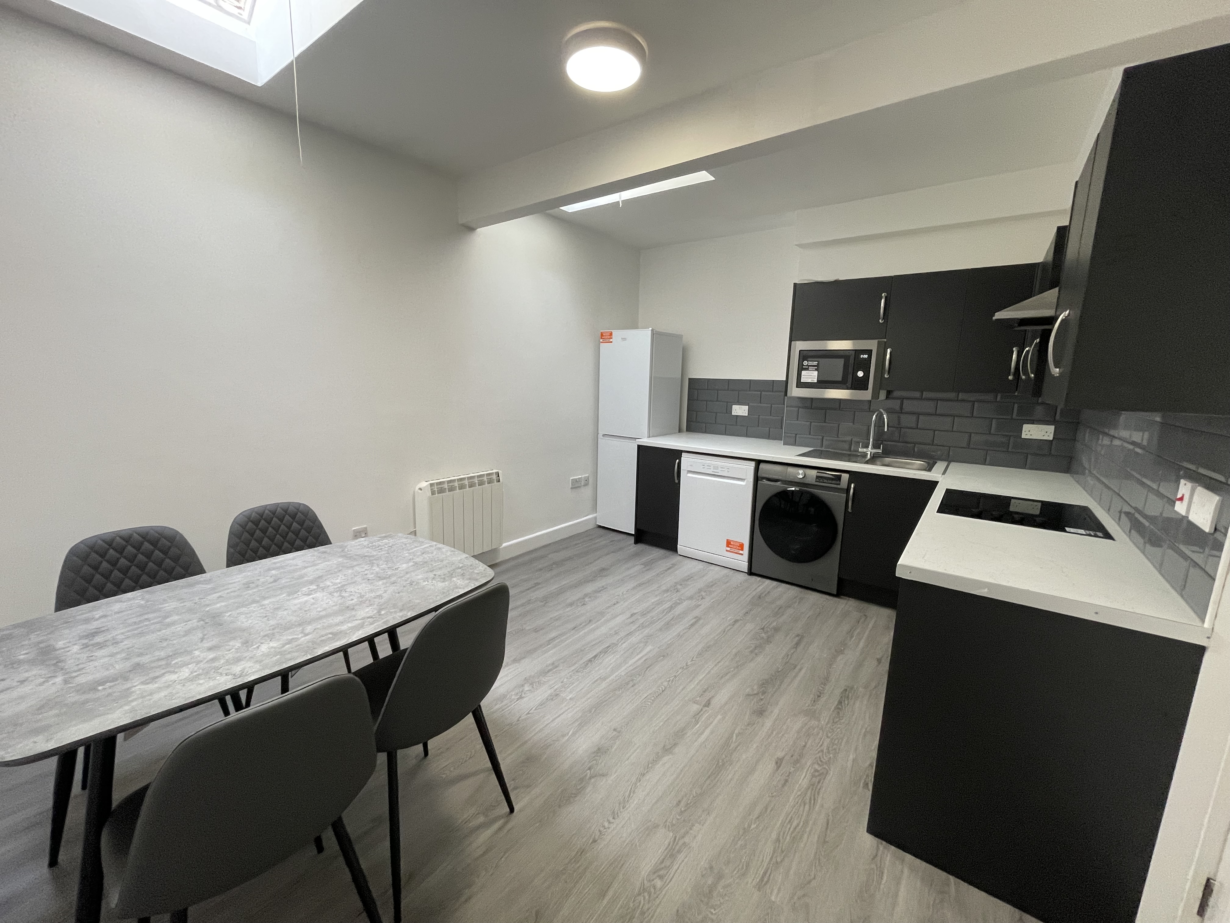 Flat 2 Whitefield House (Price per Room), Plymouth, Devon, PL4 8NH Image 10