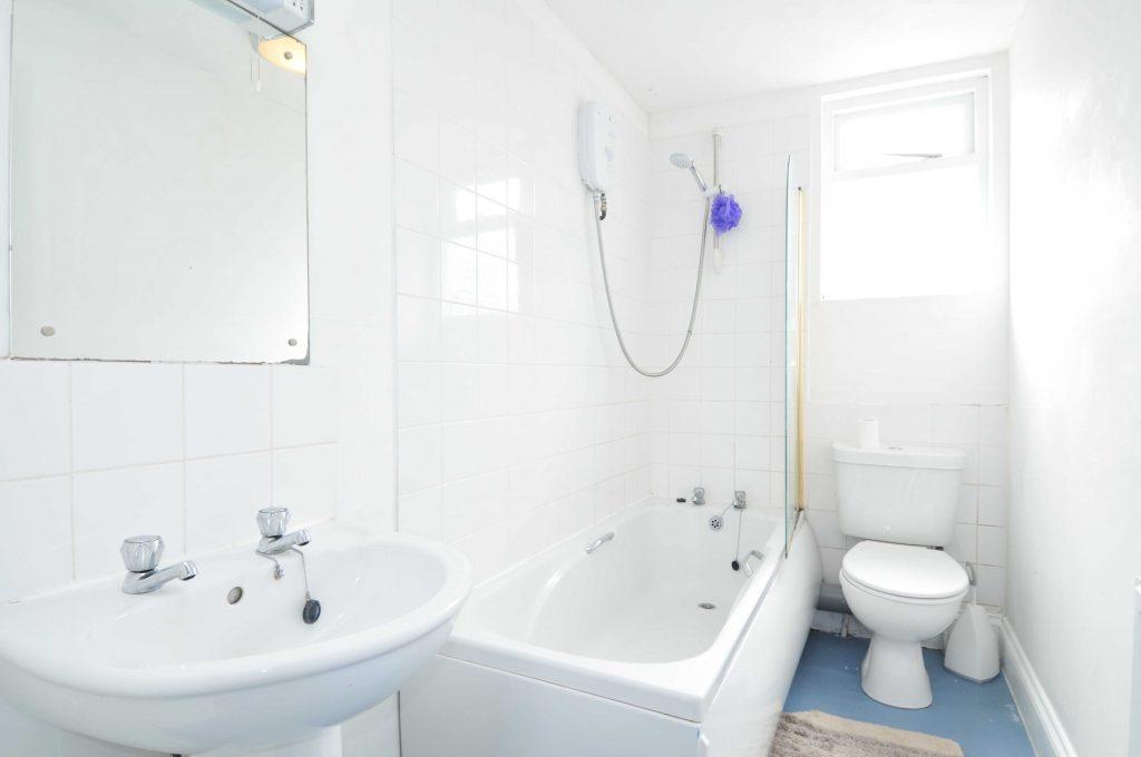 14 Napier Terrace - Maisonette 14 Napier Terrace - Maisonette, Plymouth, Devon, PL4 6ER Image 5