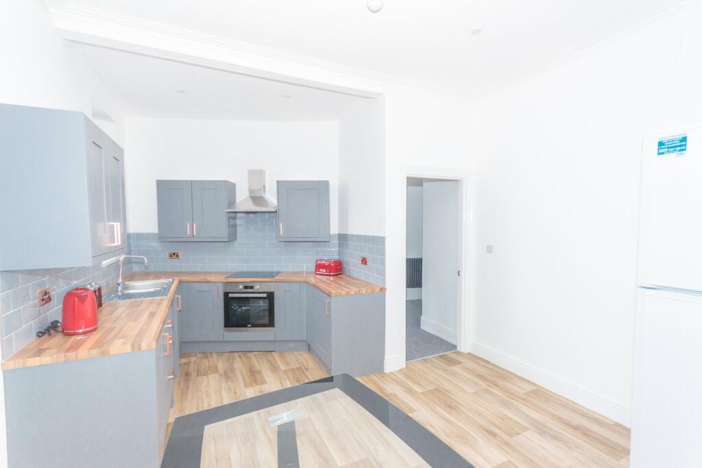 74 Lisson Grove, Plymouth, Devon, PL4 7DN Image 3