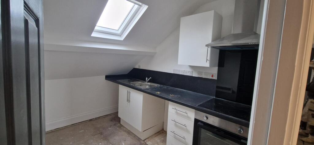 12/13 Woodland Terrace Flat 11, Plymouth, Devon, PL4 8AN Image 4