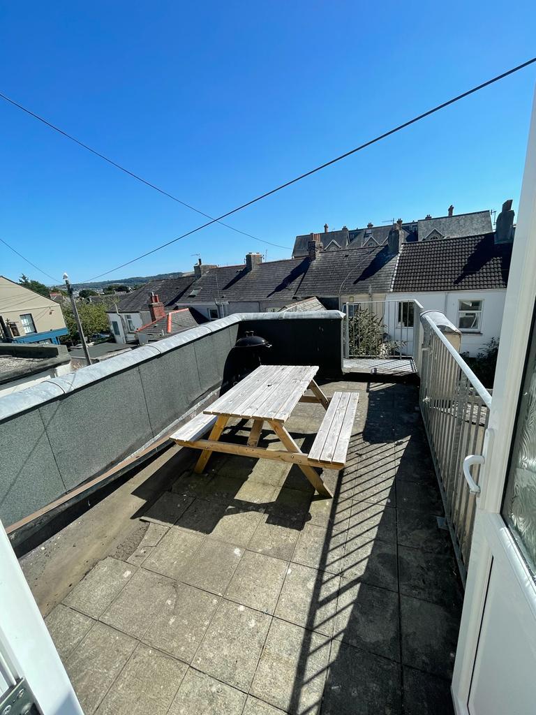 14 Radnor Street, TFF Image 1