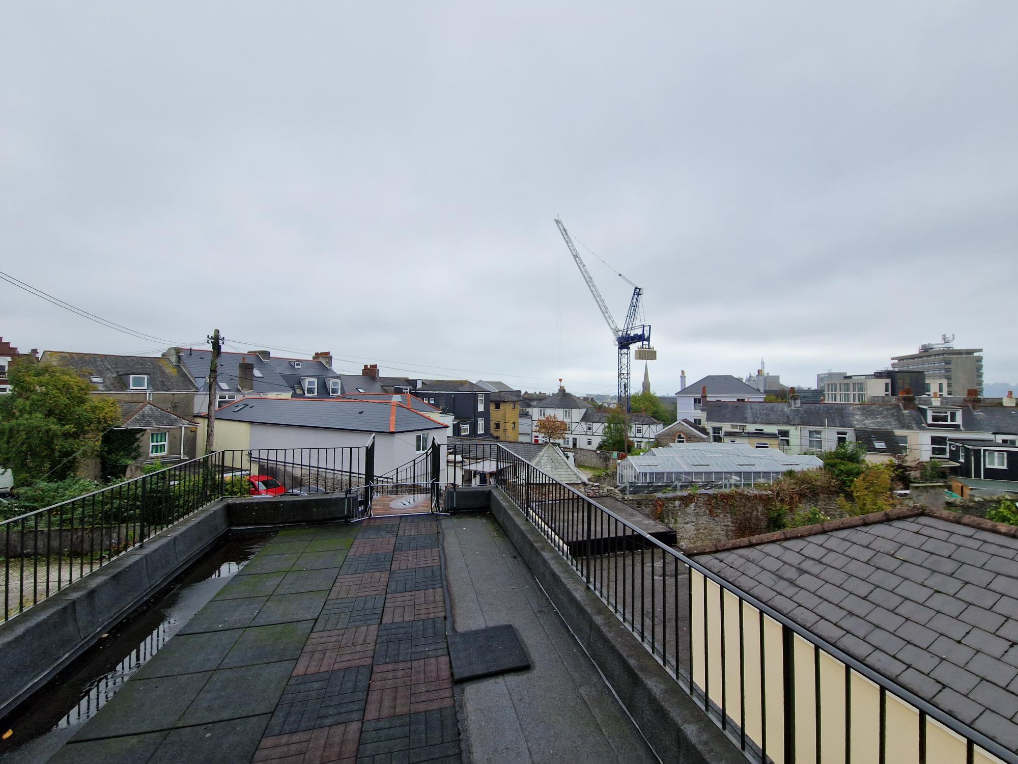 15 North Road East, F3 Image 1