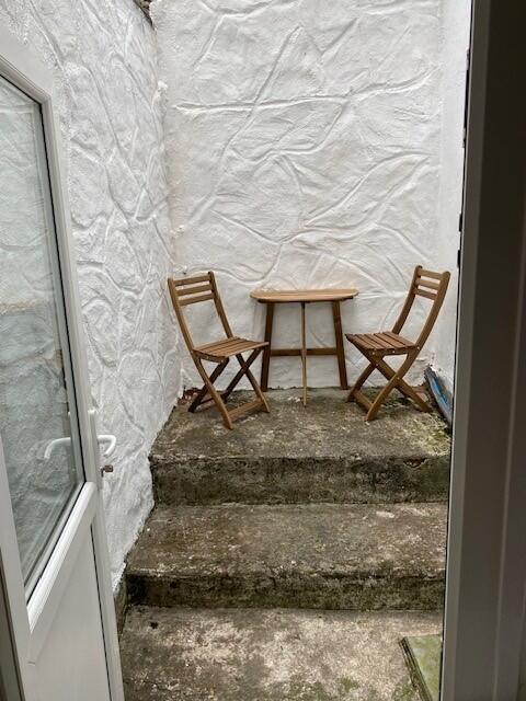 Flat 1 Radnor House Image 1