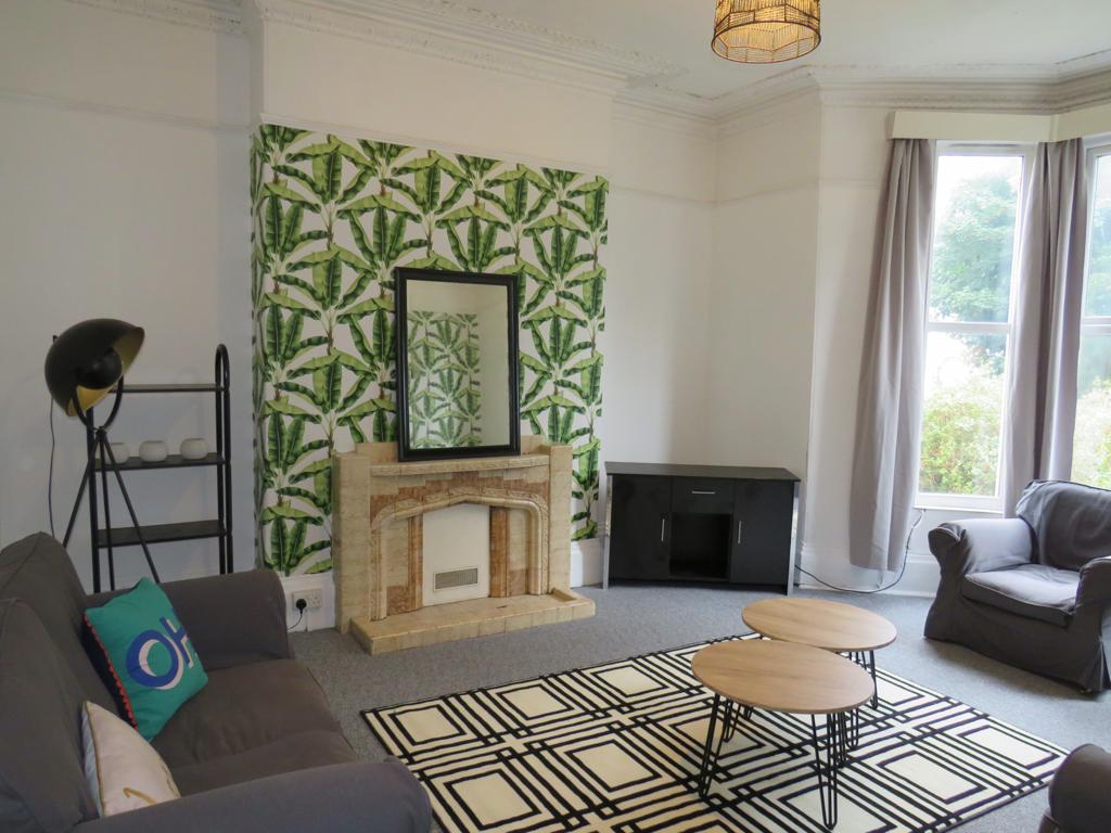 14 Alexandra Road Image 1